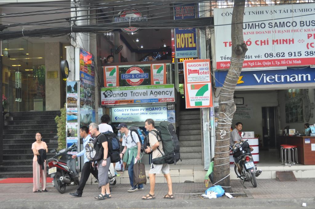Hotel Reddoorz @ Pham Ngu Lao Street 4 Ho-Chi-Minh-Stadt Exterior foto