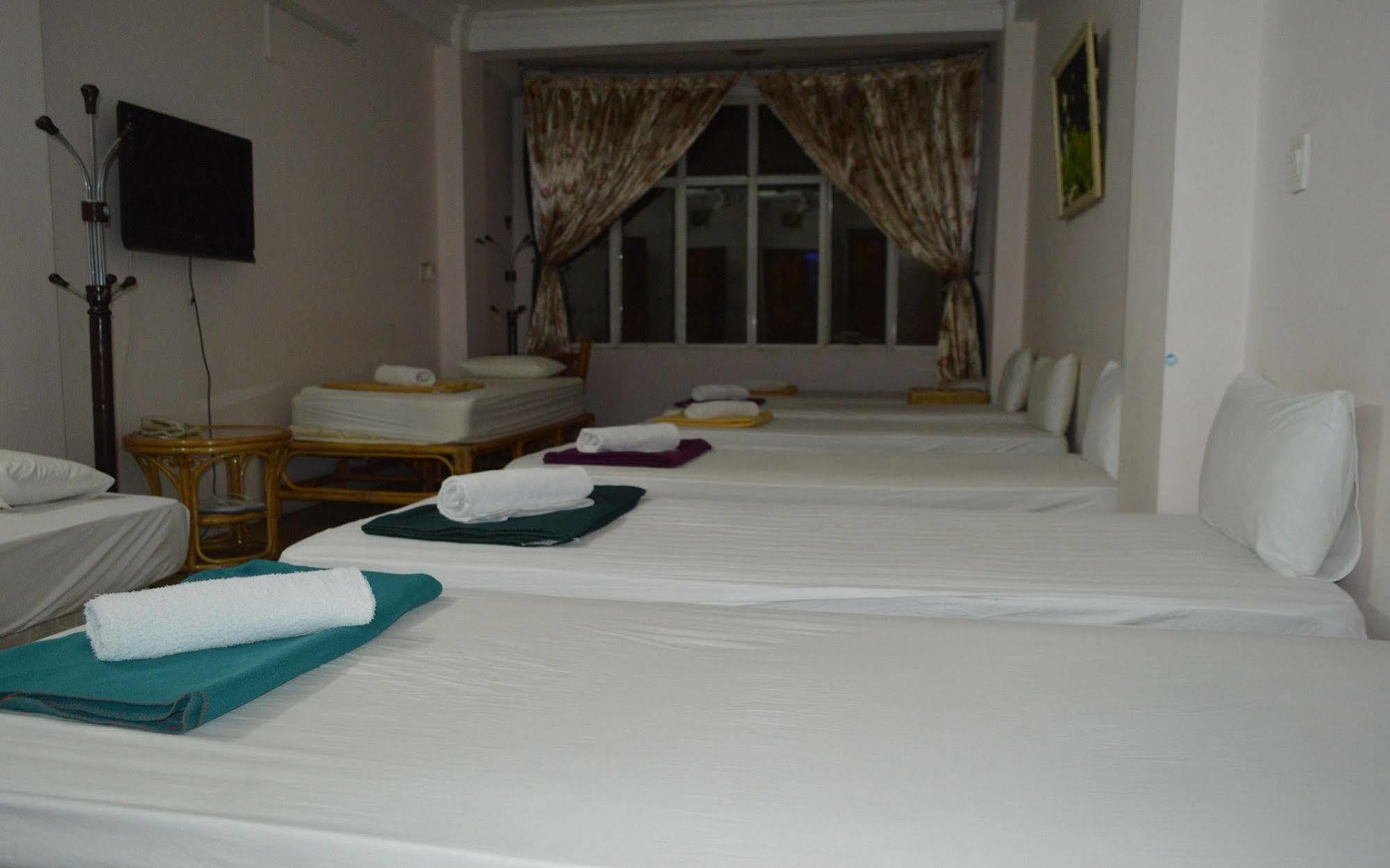 Hotel Reddoorz @ Pham Ngu Lao Street 4 Ho-Chi-Minh-Stadt Exterior foto